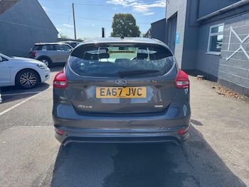 Used Ford Focus 2017 for sale - 75740900: Photo
