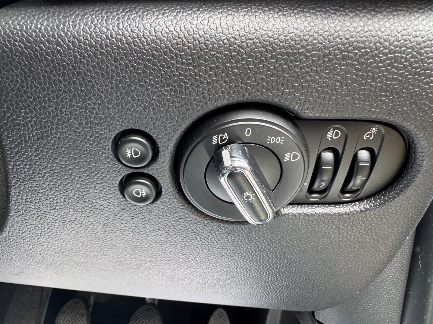 Used MINI Hatch 2018 for sale - 77167105: Photo 23