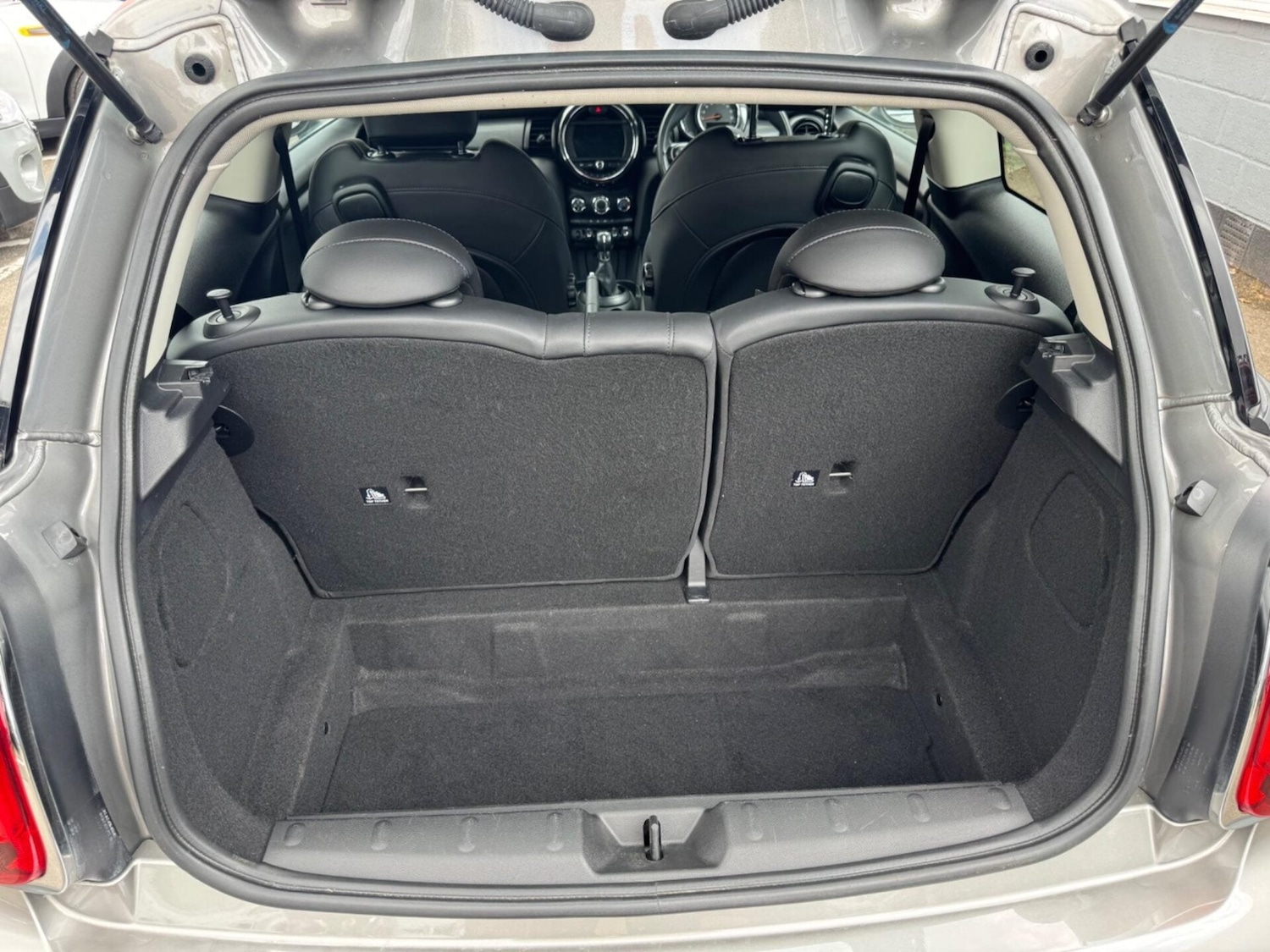 Used MINI Hatch 2018 for sale - 77167105: Photo 31