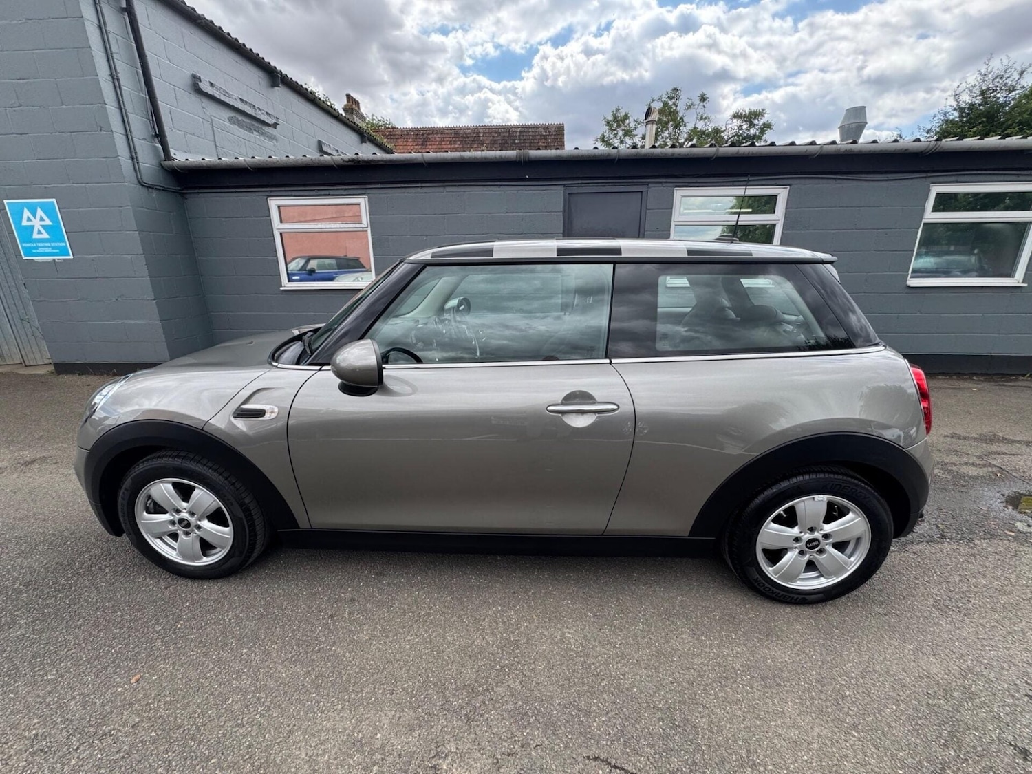 Used MINI Hatch 2018 for sale - 77167105: Photo 9