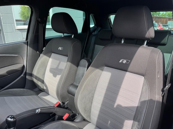 Used Volkswagen Polo 2016 for sale - 75578275: Photo 16