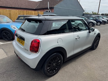 Used MINI Hatch 2018 for sale - 78066237: Photo