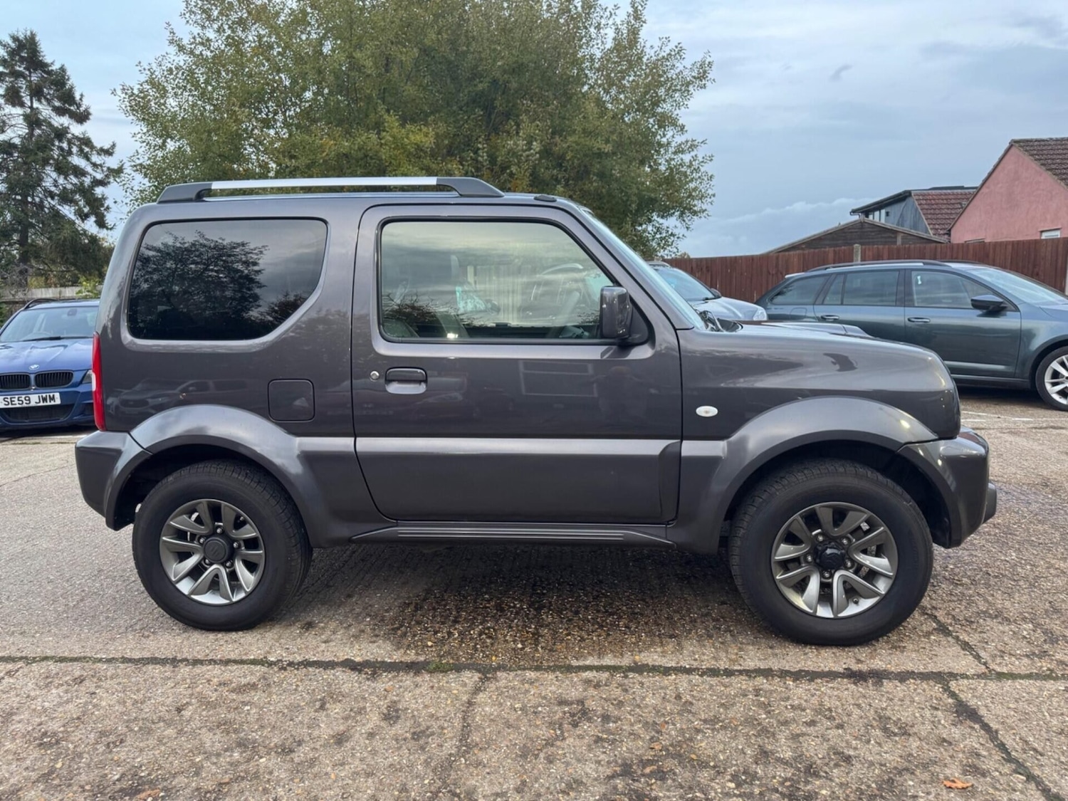 Used Suzuki Jimny 2016 for sale - 76576611: Photo 3