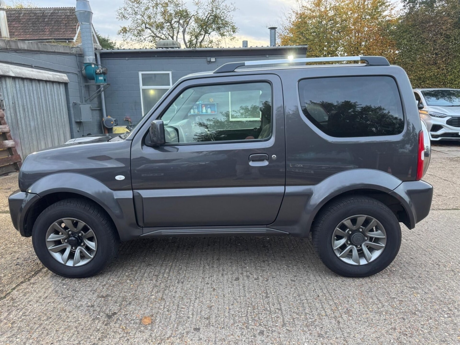 Used Suzuki Jimny 2016 for sale - 76576611: Photo 5