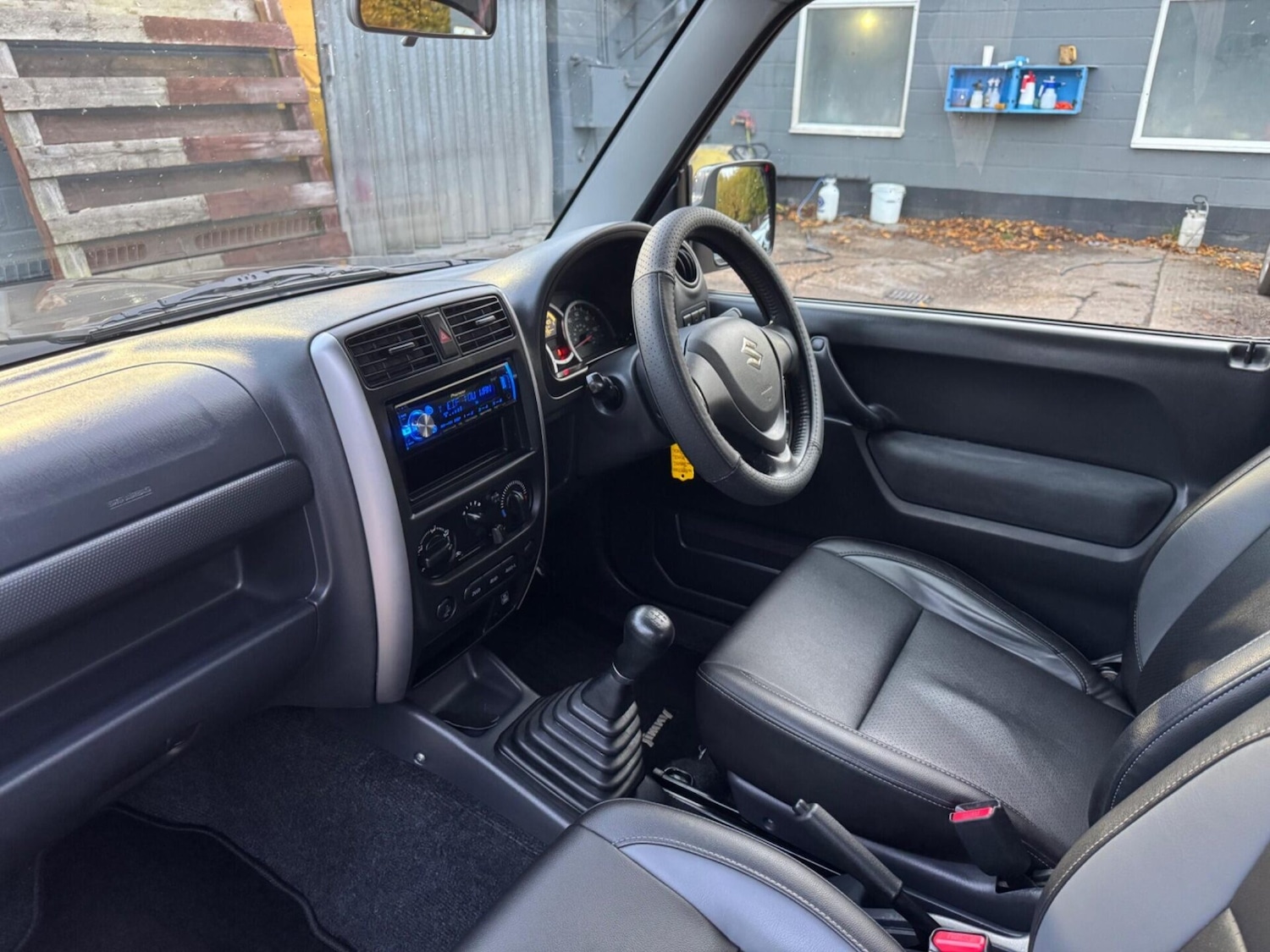 Used Suzuki Jimny 2016 for sale - 76576611: Photo 9