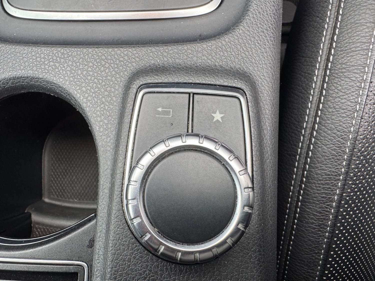 Used Mercedes-Benz A-Class 2016 for sale - 77591559: Photo 42