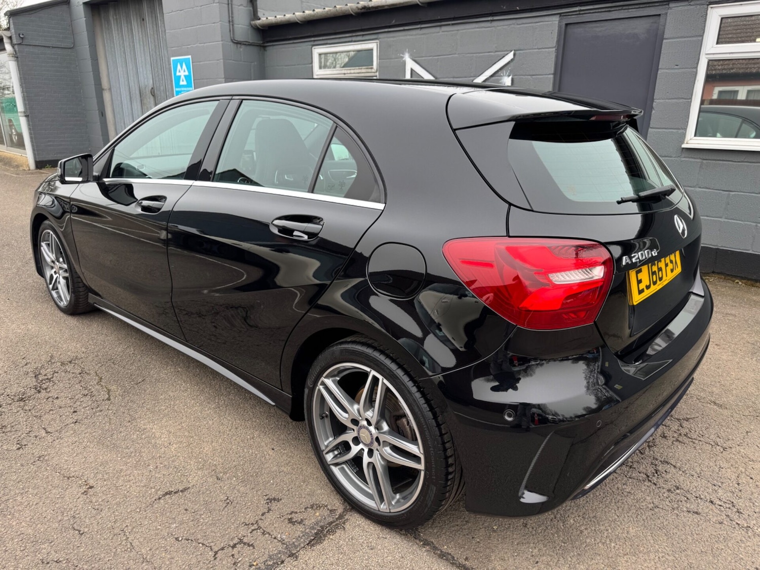 Used Mercedes-Benz A-Class 2016 for sale - 77591559: Photo 8