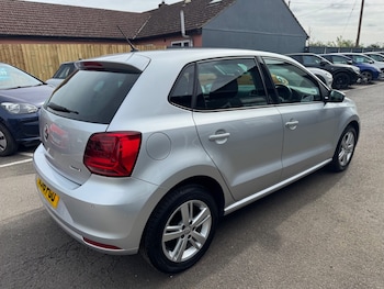 Used Volkswagen Polo 2016 for sale - 77952106: Photo