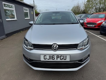 Used Volkswagen Polo 2016 for sale - 77952106: Photo