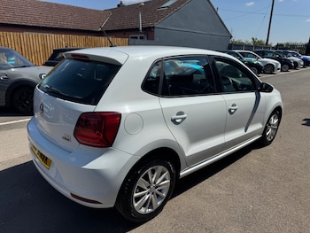Used Volkswagen Polo 2015 for sale - 78993935: Photo