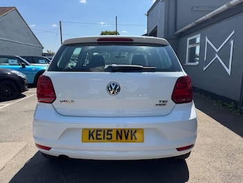 Used Volkswagen Polo 2015 for sale - 78993935: Photo