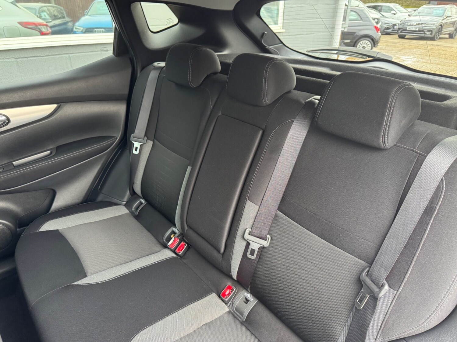 Used Nissan Qashqai 2017 for sale - 77211347: Photo 32