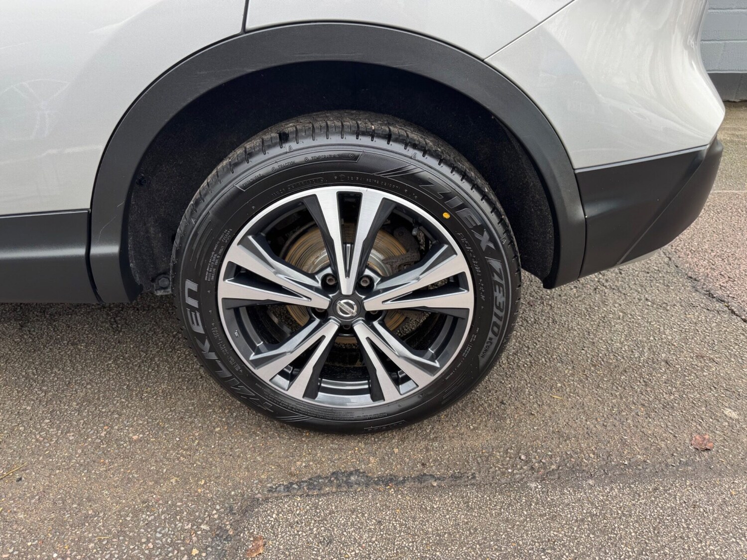 Used Nissan Qashqai 2017 for sale - 77211347: Photo 38