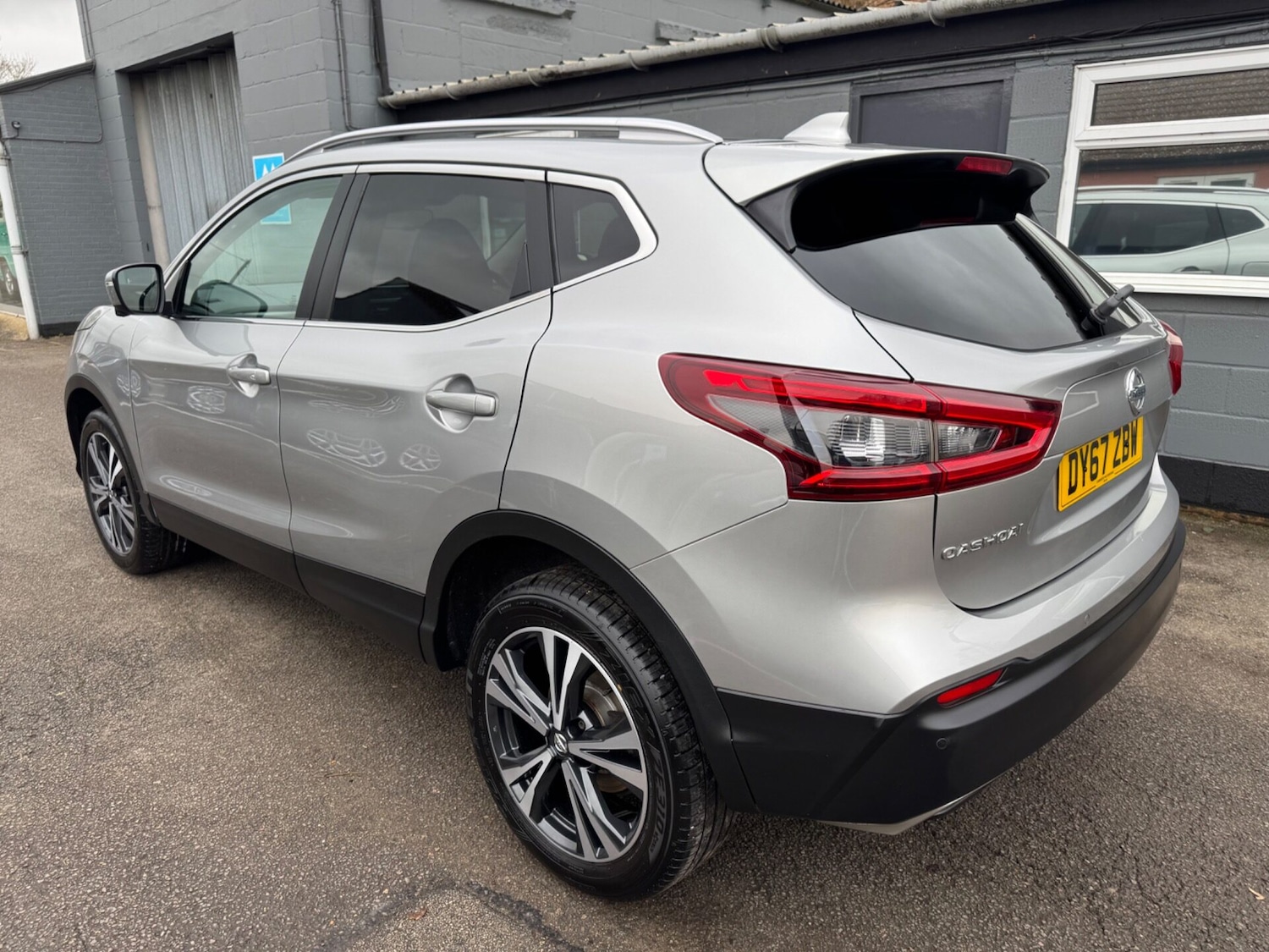 Used Nissan Qashqai 2017 for sale - 77211347: Photo 7