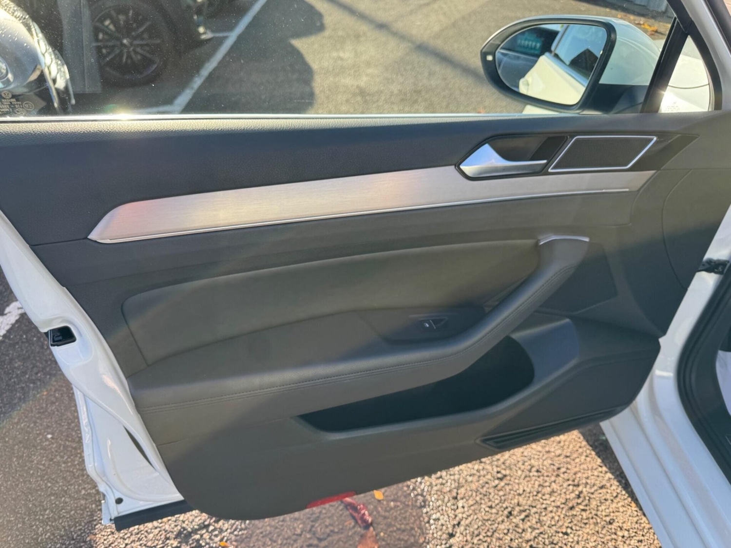 Used Volkswagen Passat 2018 for sale - 77167108: Photo 39