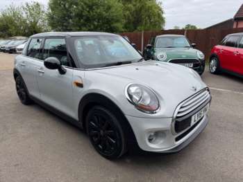 2015 (15) - 1.5 Cooper Auto Euro 6 (s/s) 5dr