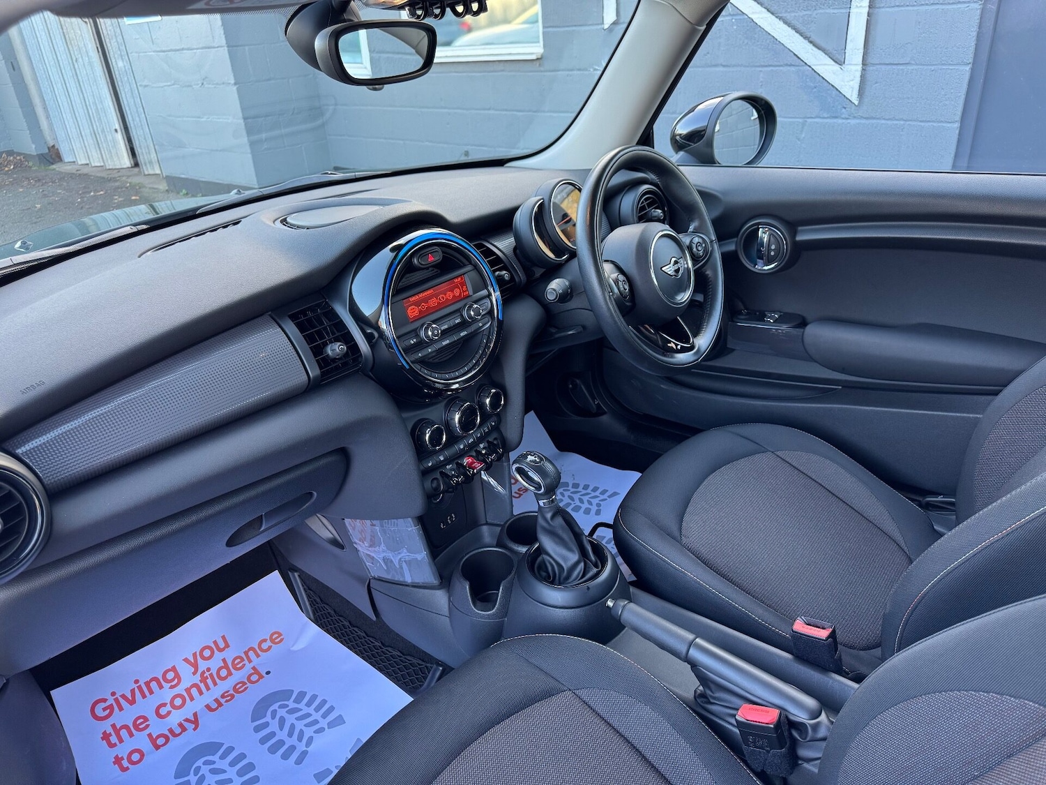 Used MINI Cooper 2017 for sale - 76577155: Photo 32