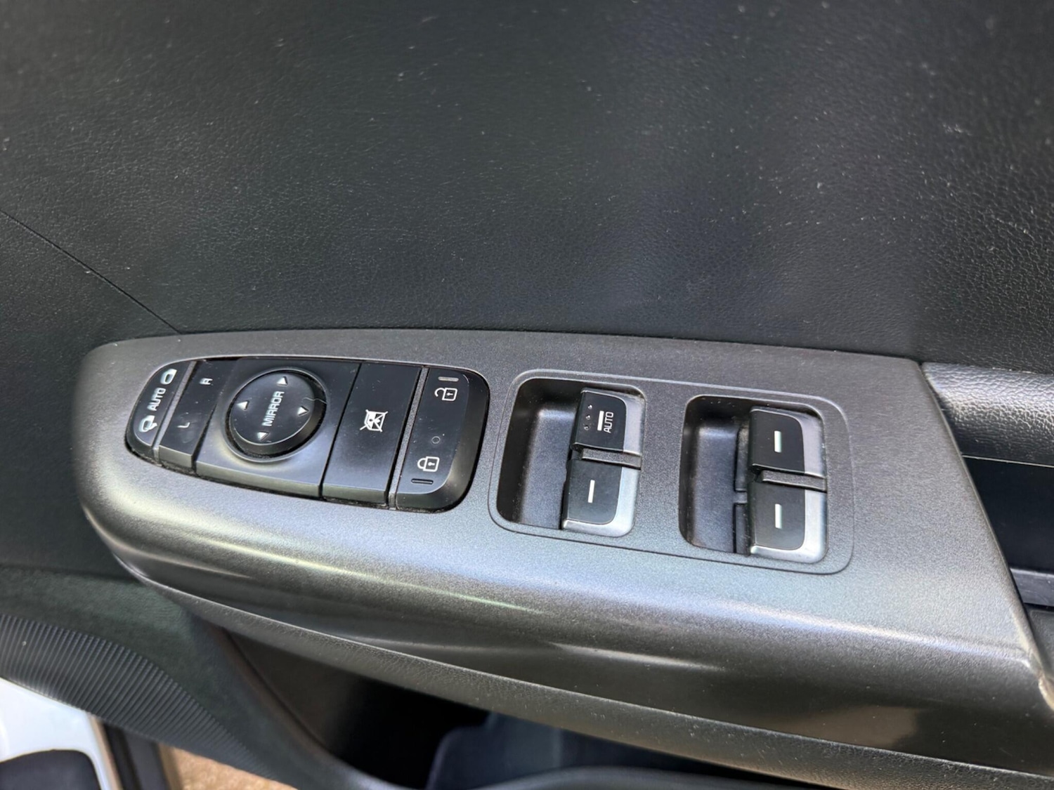 Used Kia Sportage 2017 for sale - 78033994: Photo 37