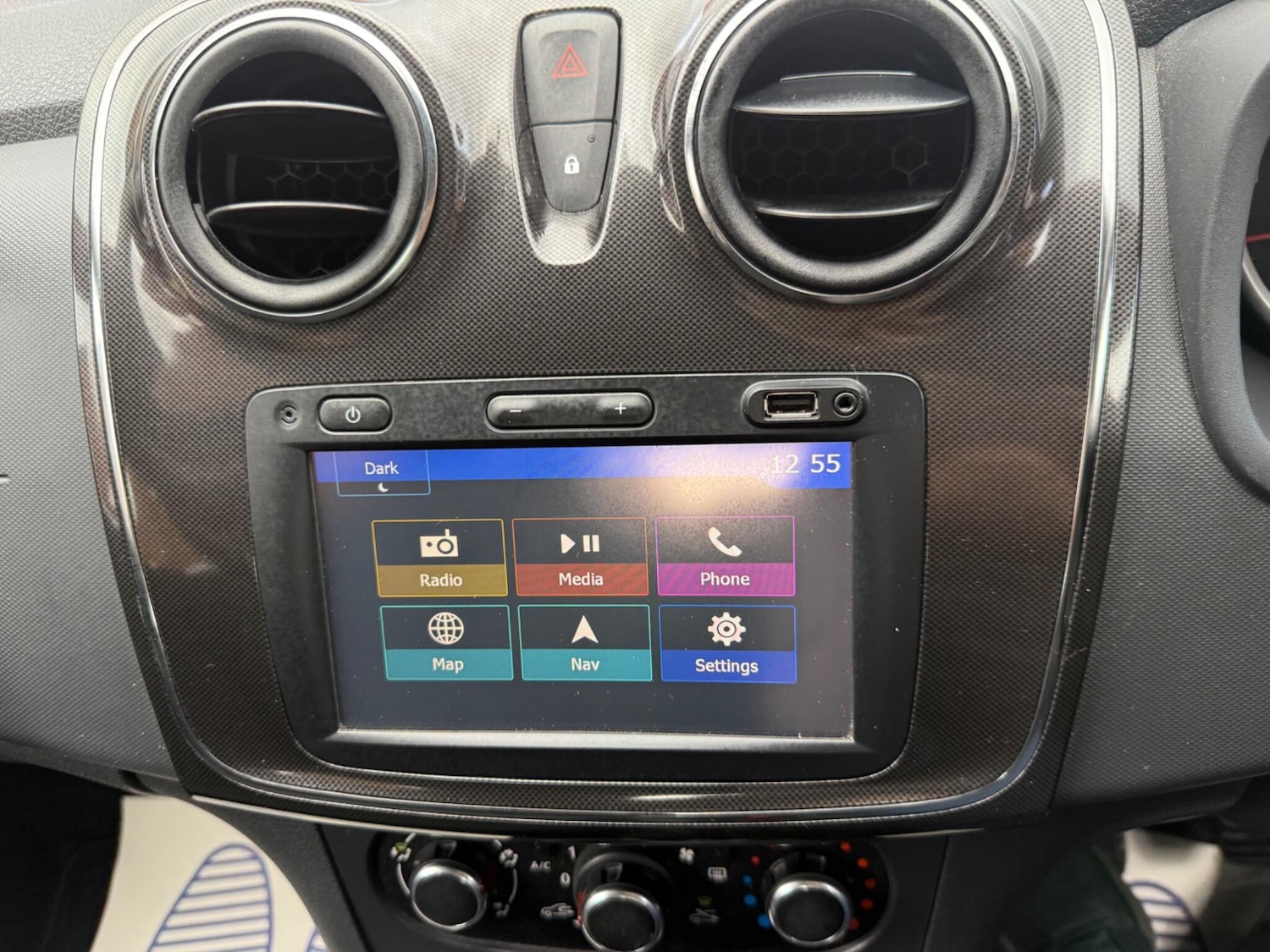 Used Dacia Logan MCV 2017 for sale - 77469205: Photo 33