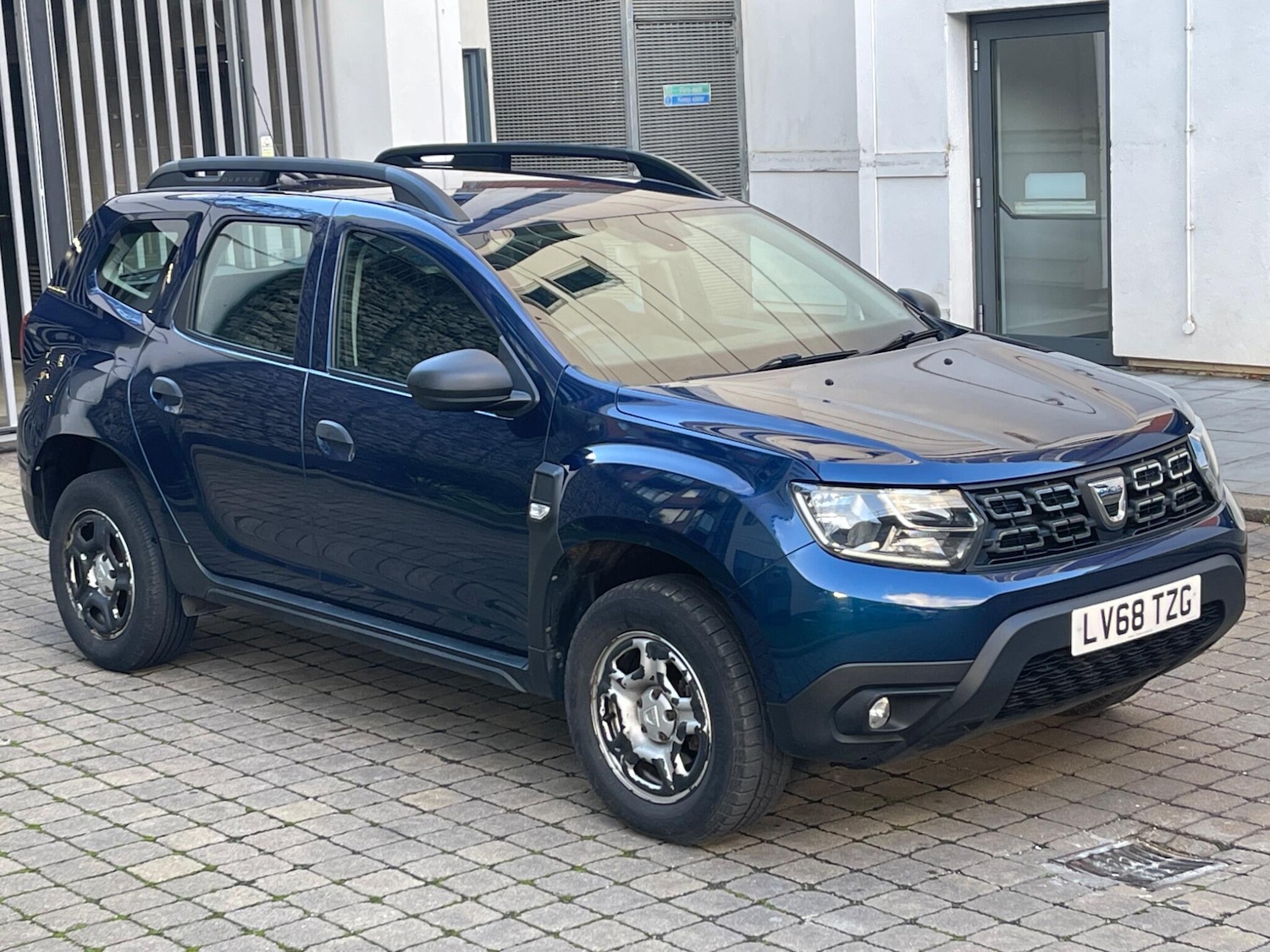Used Dacia Duster 2018 for sale - 76969796: Photo 1