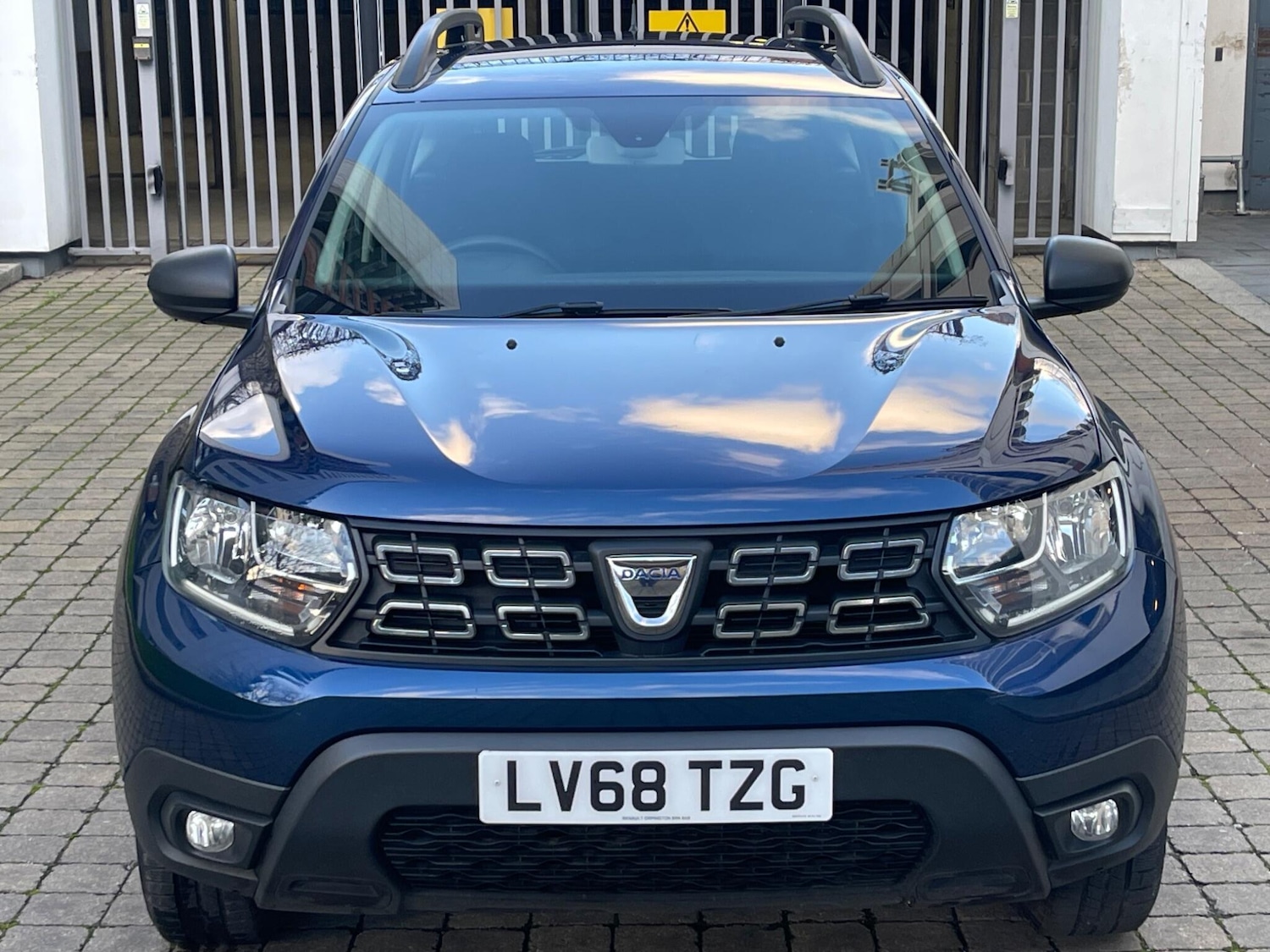 Used Dacia Duster 2018 for sale - 76969796: Photo 2