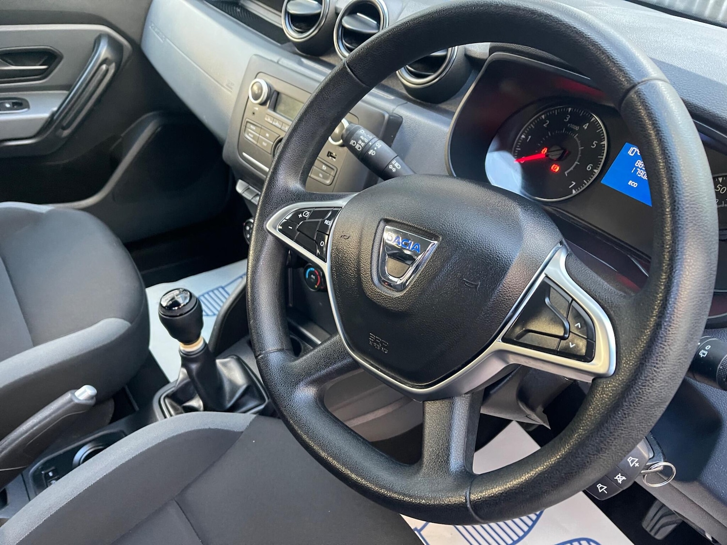 Used Dacia Duster 2018 for sale - 76969796: Photo 29