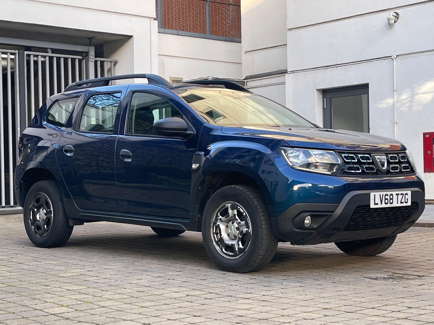 Used Dacia Duster 2018 for sale - 76969796: Photo 5