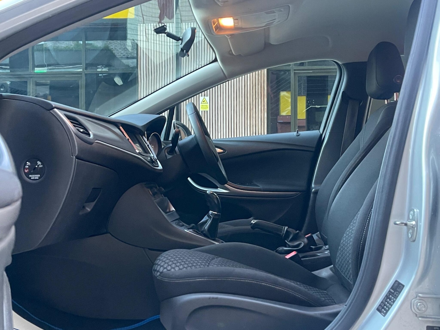 Used Vauxhall Astra for sale - 77016629: Photo 25