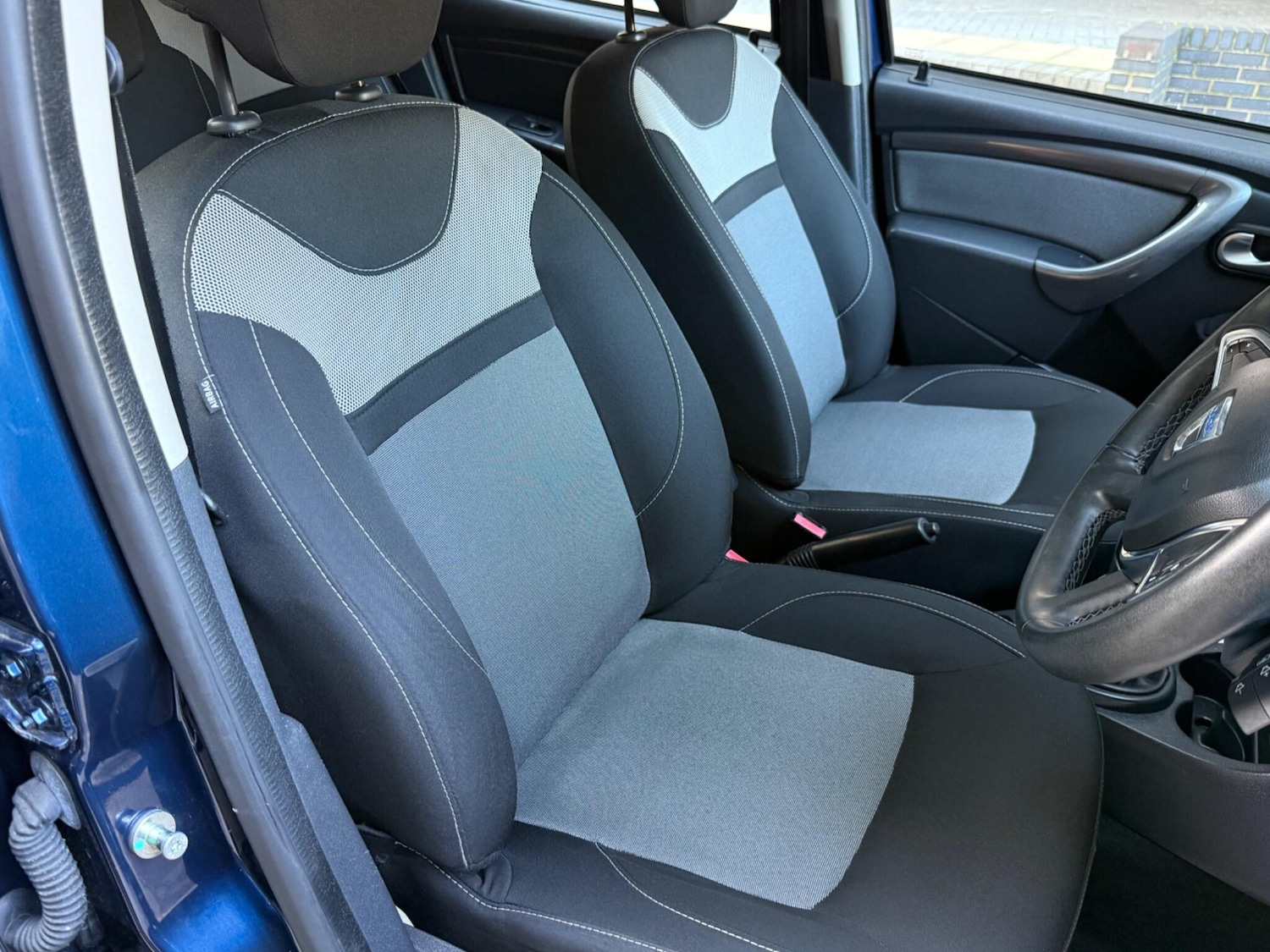 Used Dacia Duster 2017 for sale - 77737700: Photo 26