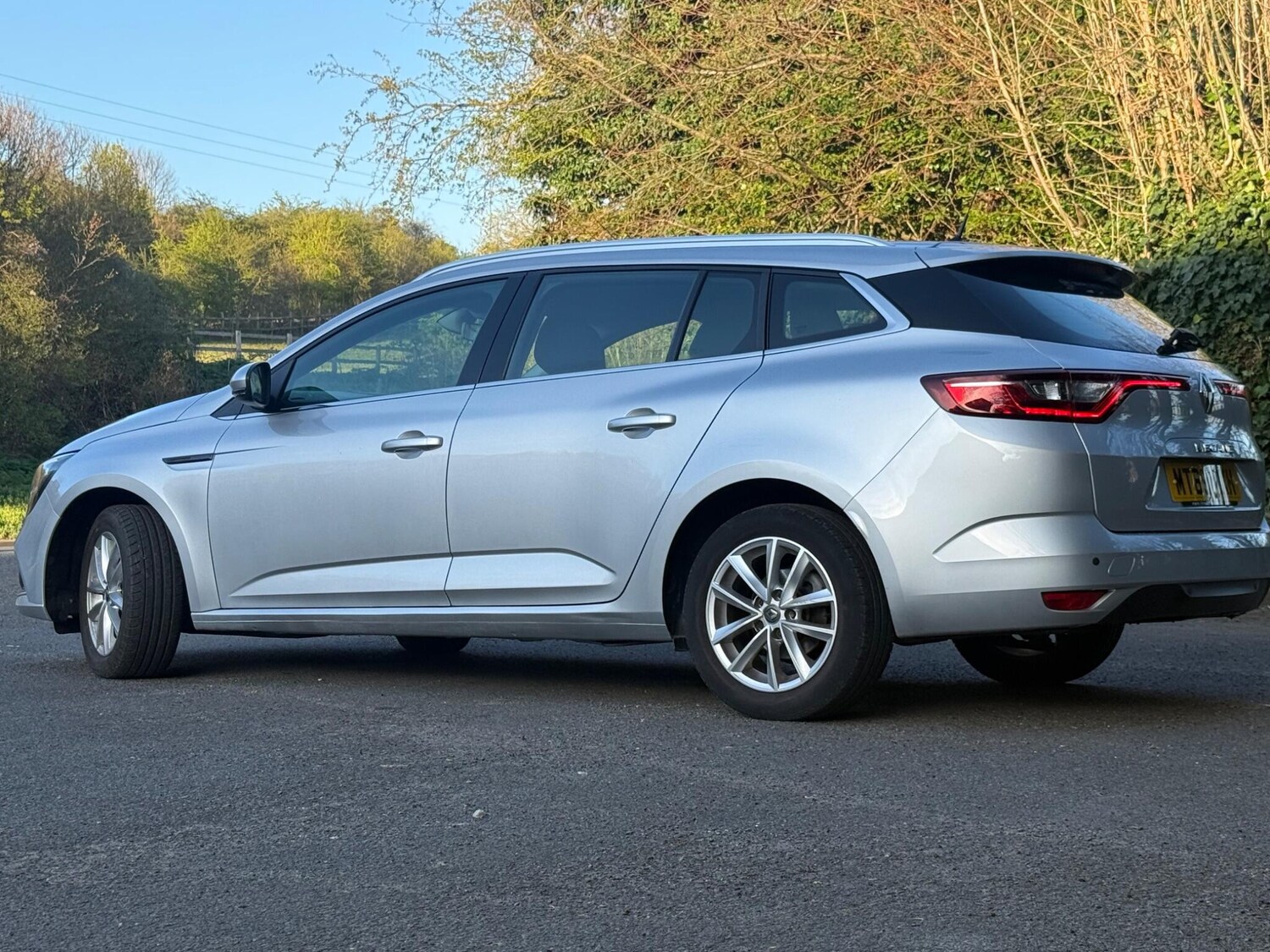 Used Renault Megane 2019 for sale - 78156717: Photo 11