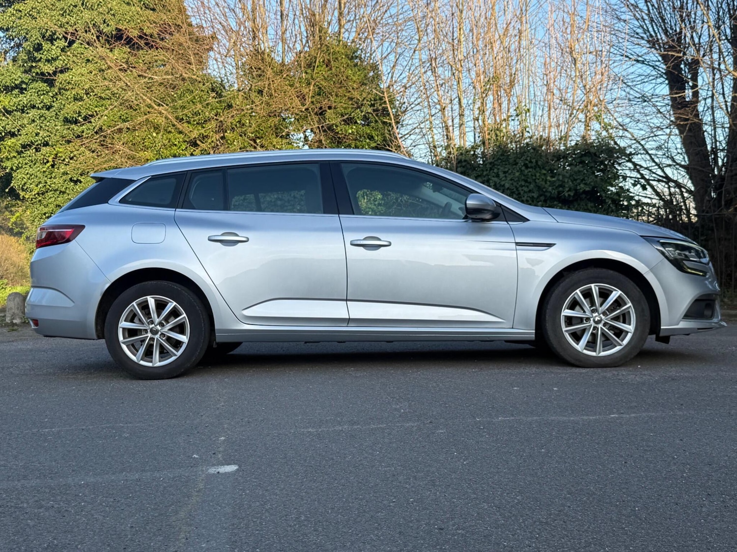Used Renault Megane 2019 for sale - 78156717: Photo 3