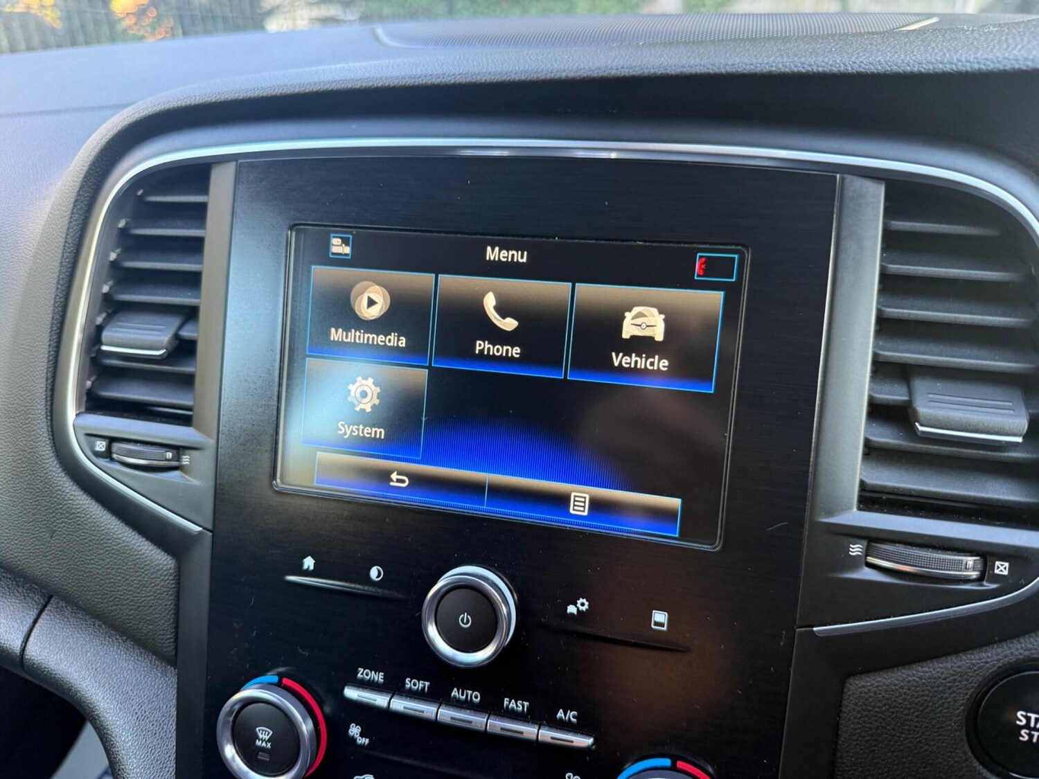 Used Renault Megane 2019 for sale - 78156717: Photo 46