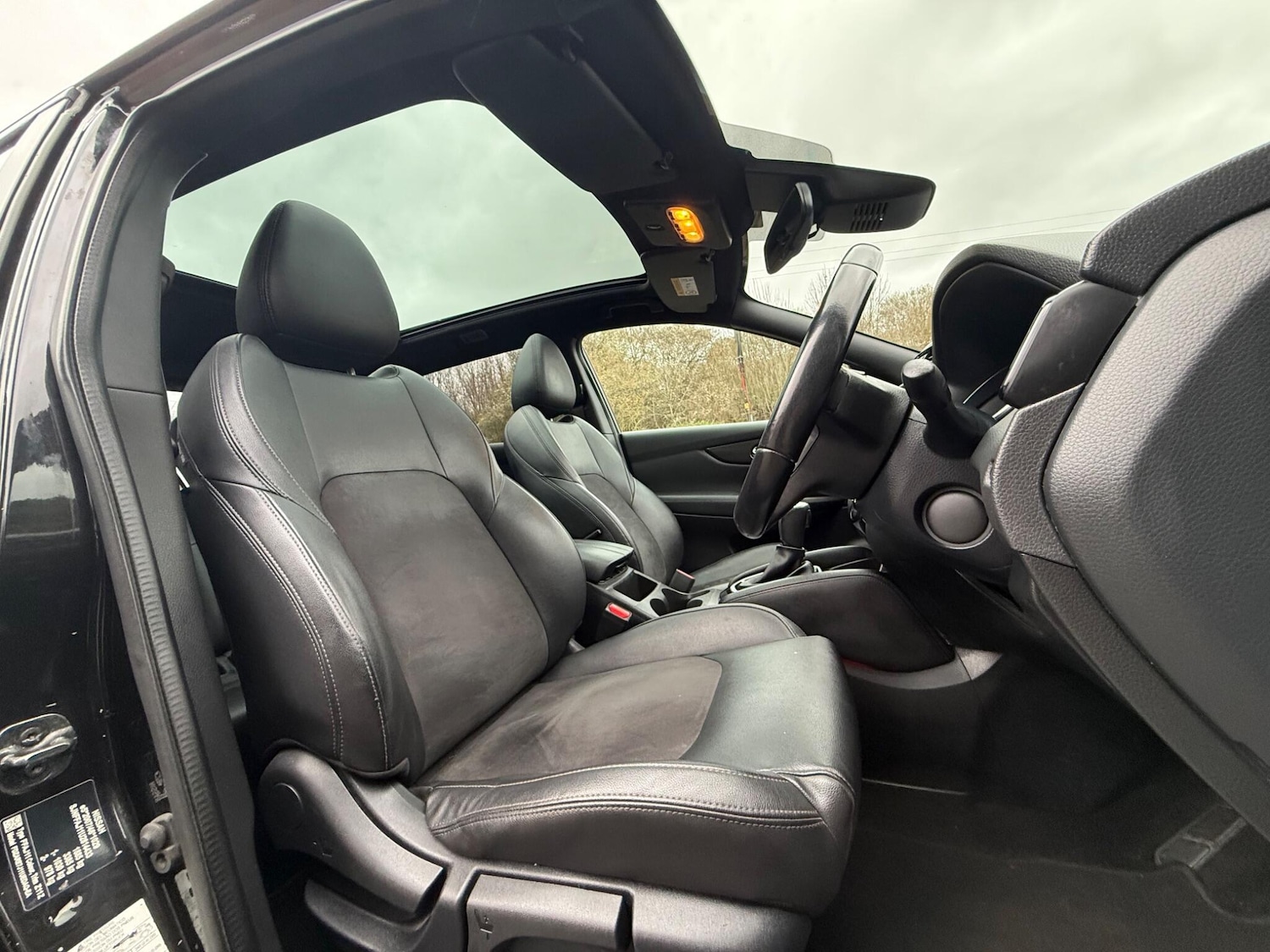 Used Nissan Qashqai for sale - 77684372: Photo 18