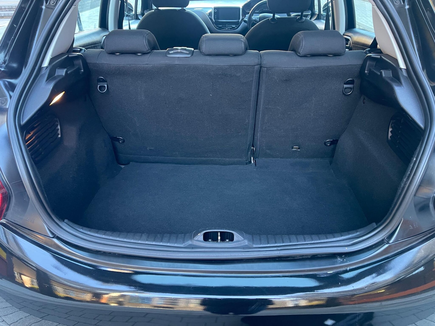 Used Peugeot 208 for sale - 77016038: Photo 33