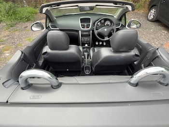Used Peugeot 207 2010 for sale - 79093650: Photo