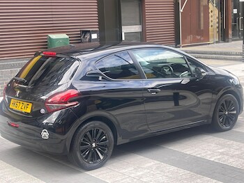 Used Peugeot 208 2018 for sale - 75635302: Photo