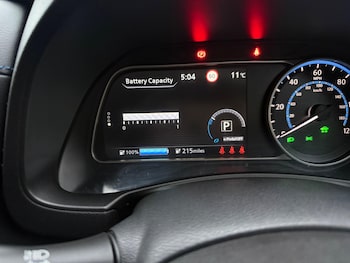 Used Nissan Leaf 2020 for sale - 77939466: Photo