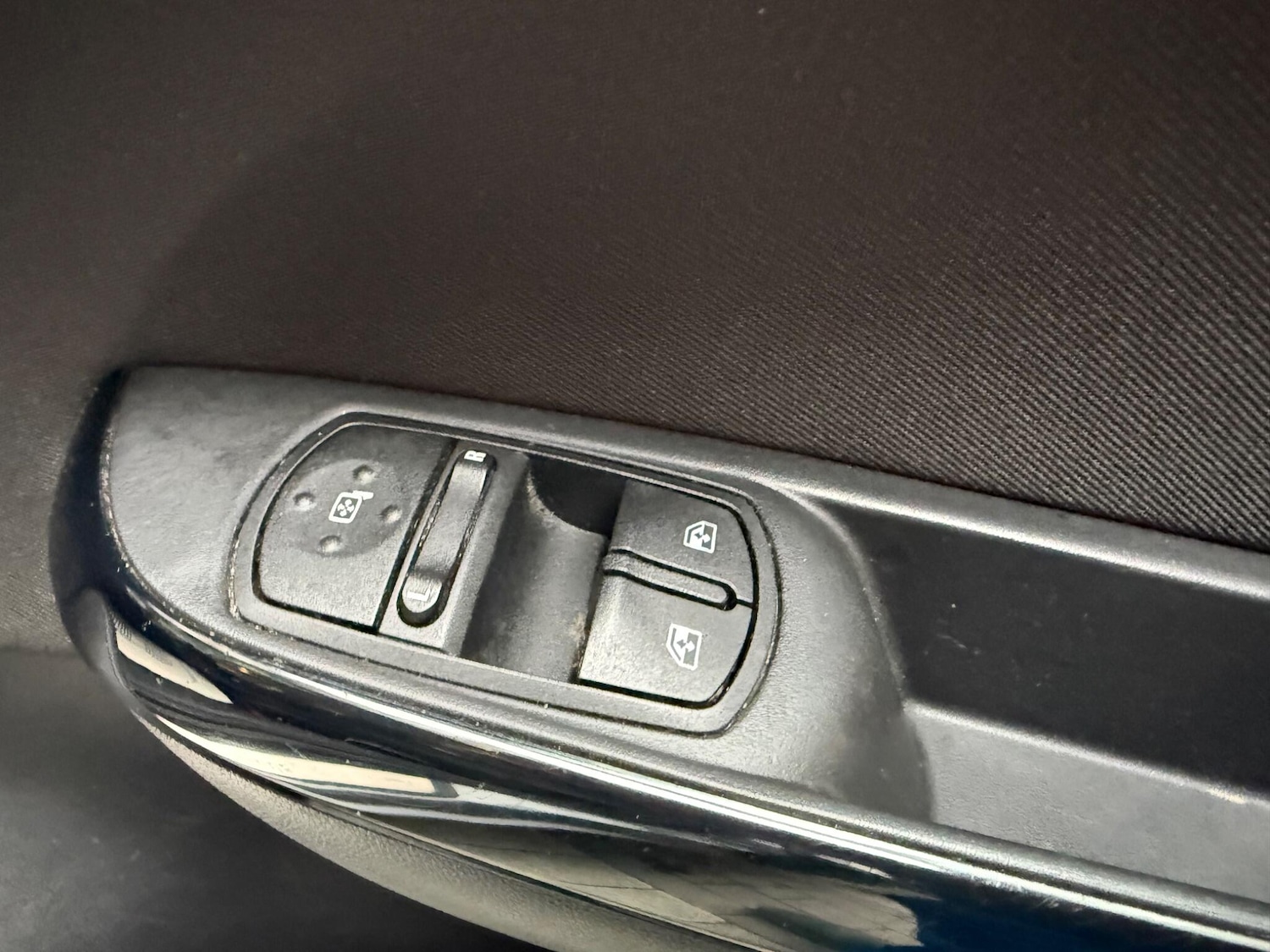 Used Vauxhall Corsa for sale - 77598915: Photo 28