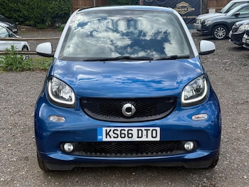 Used smart fortwo 2017 for sale - 78602103: Photo