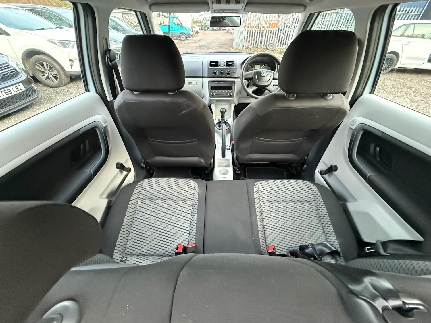 Used Skoda Fabia 2011 for sale - 77559130: Photo 32