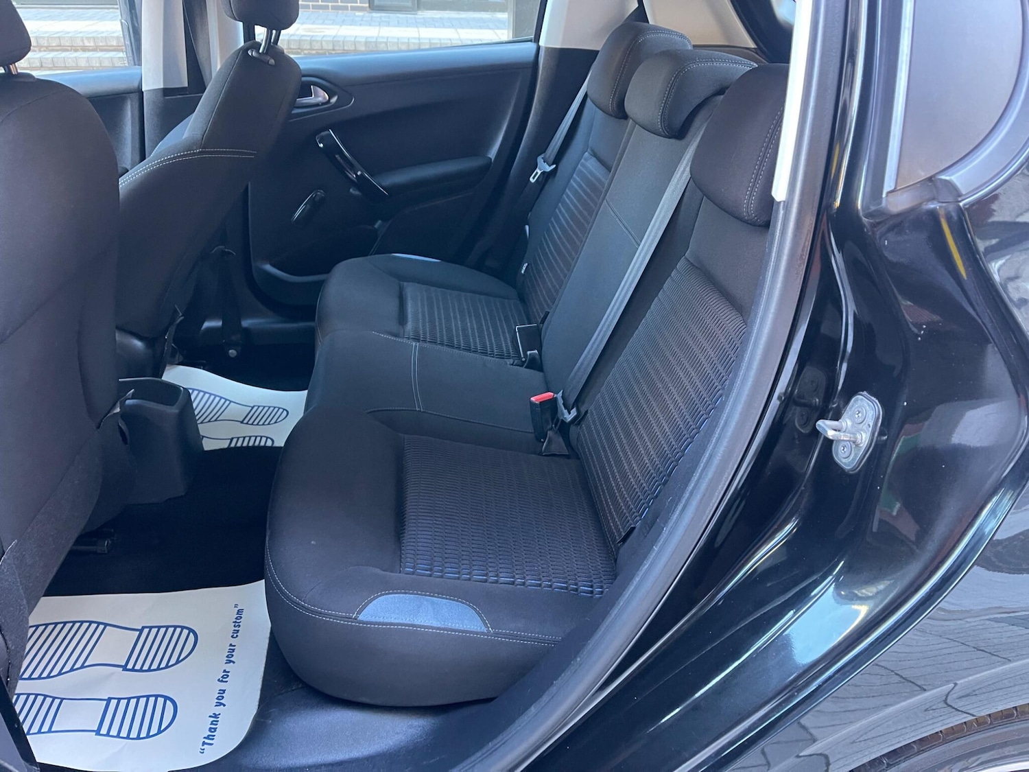 Used Peugeot 208 2017 for sale - 77671604: Photo 20