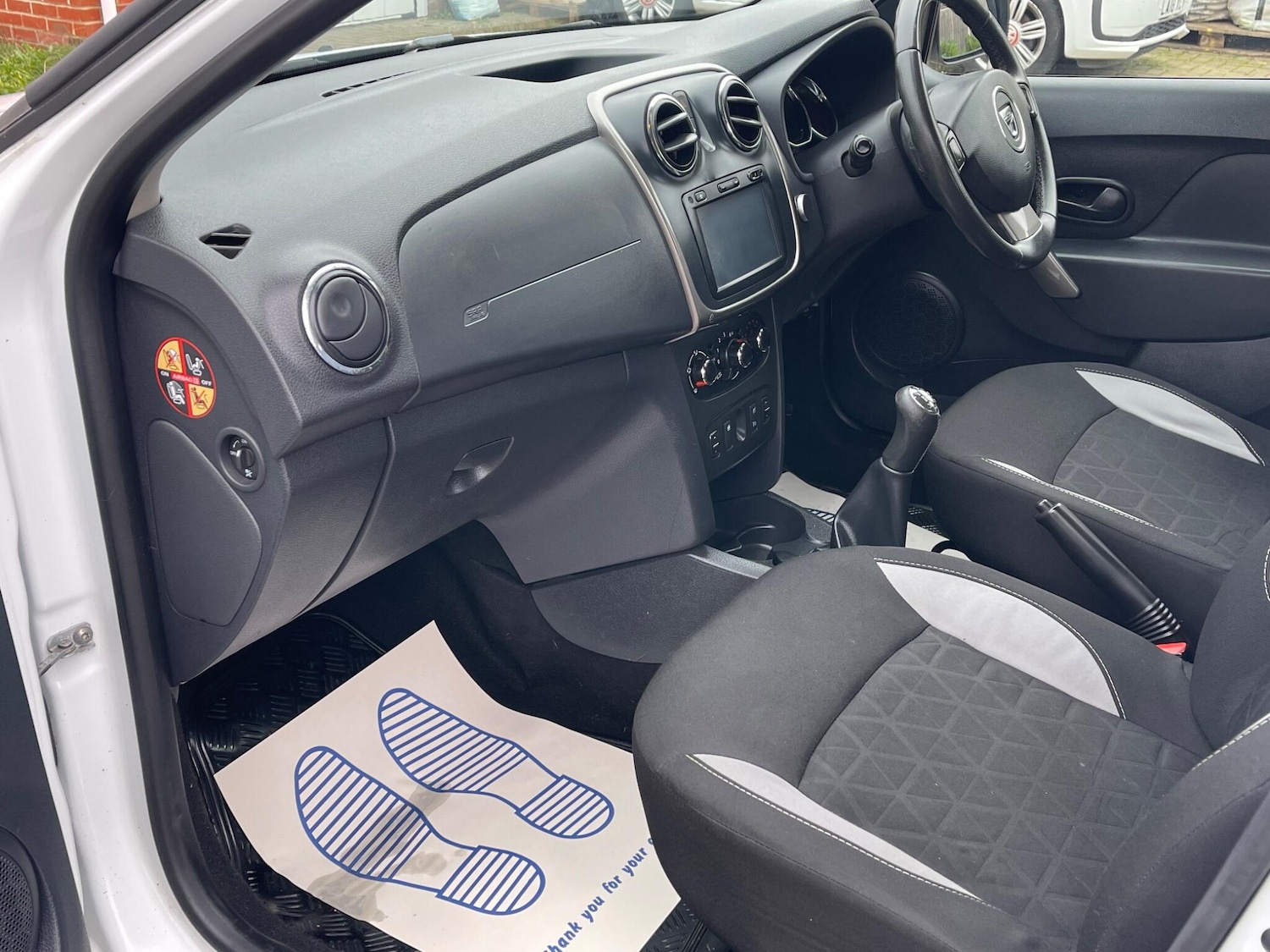 Used Dacia Sandero Stepway 2015 for sale - 76994697: Photo 23