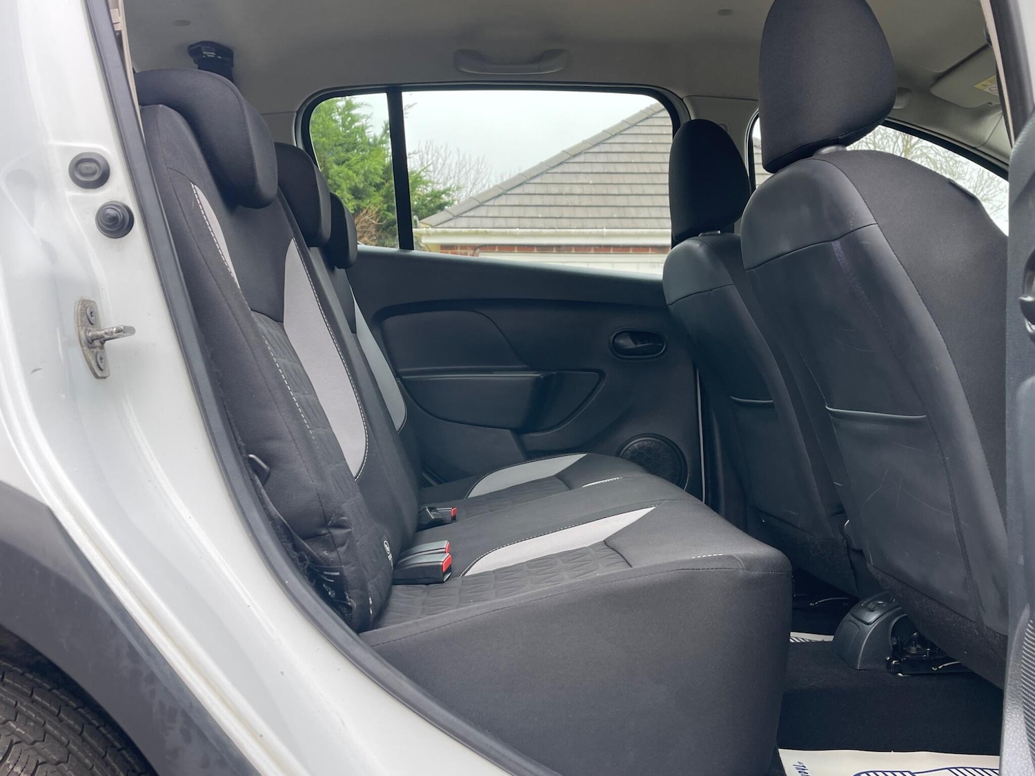 Used Dacia Sandero Stepway 2015 for sale - 76994697: Photo 30