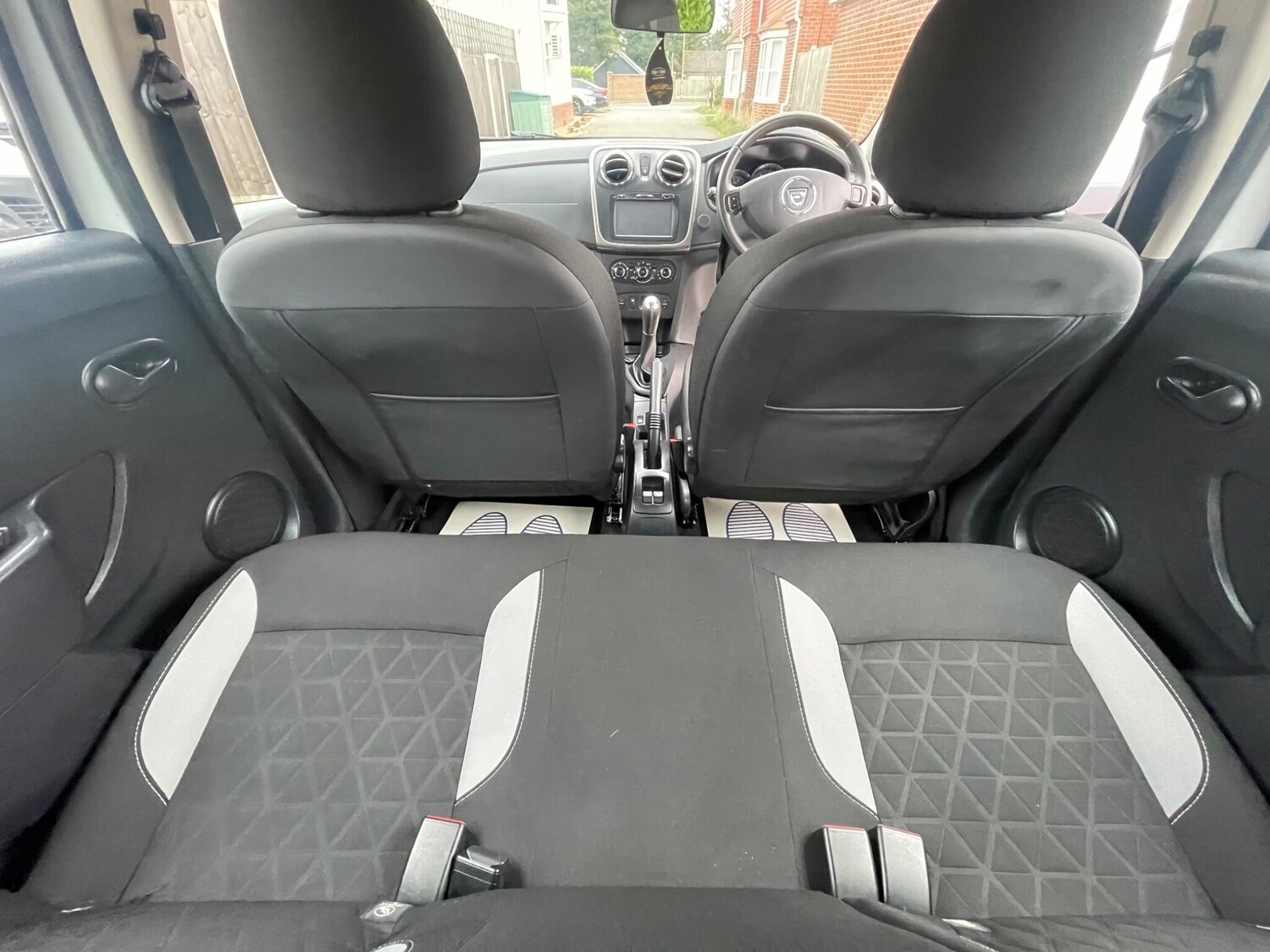 Used Dacia Sandero Stepway 2015 for sale - 76994697: Photo 35