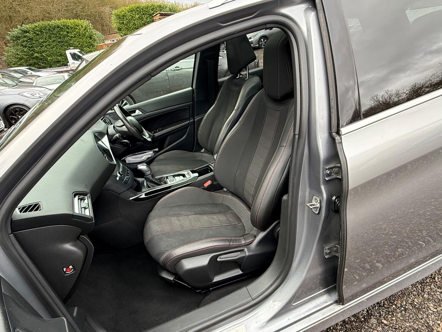 Used Peugeot 308 2018 for sale - 77633223: Photo 46