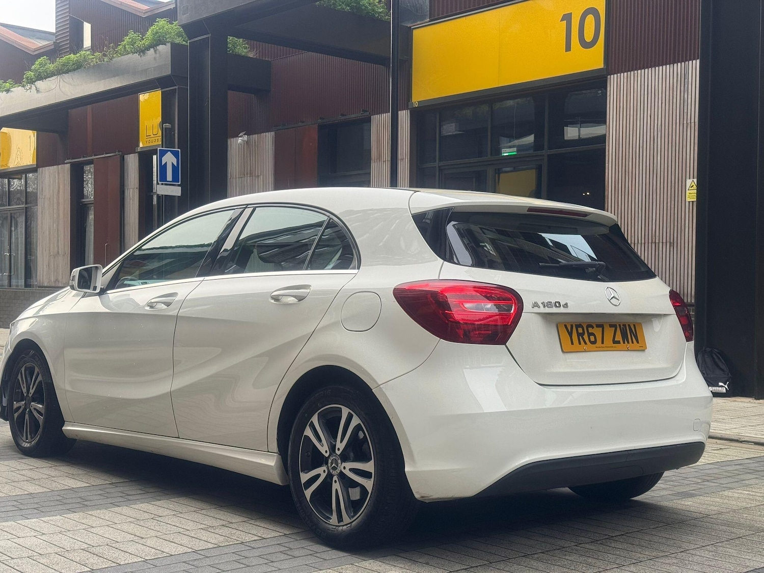 Used Mercedes-Benz A-Class 2017 for sale - 77255315: Photo 9