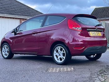 Used Ford Fiesta 2011 for sale - 76969802: Photo