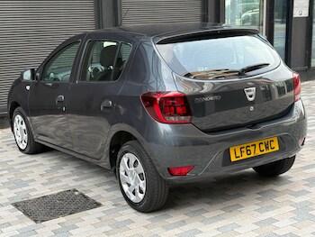 Used Dacia Sandero 2017 for sale - 78834085: Photo