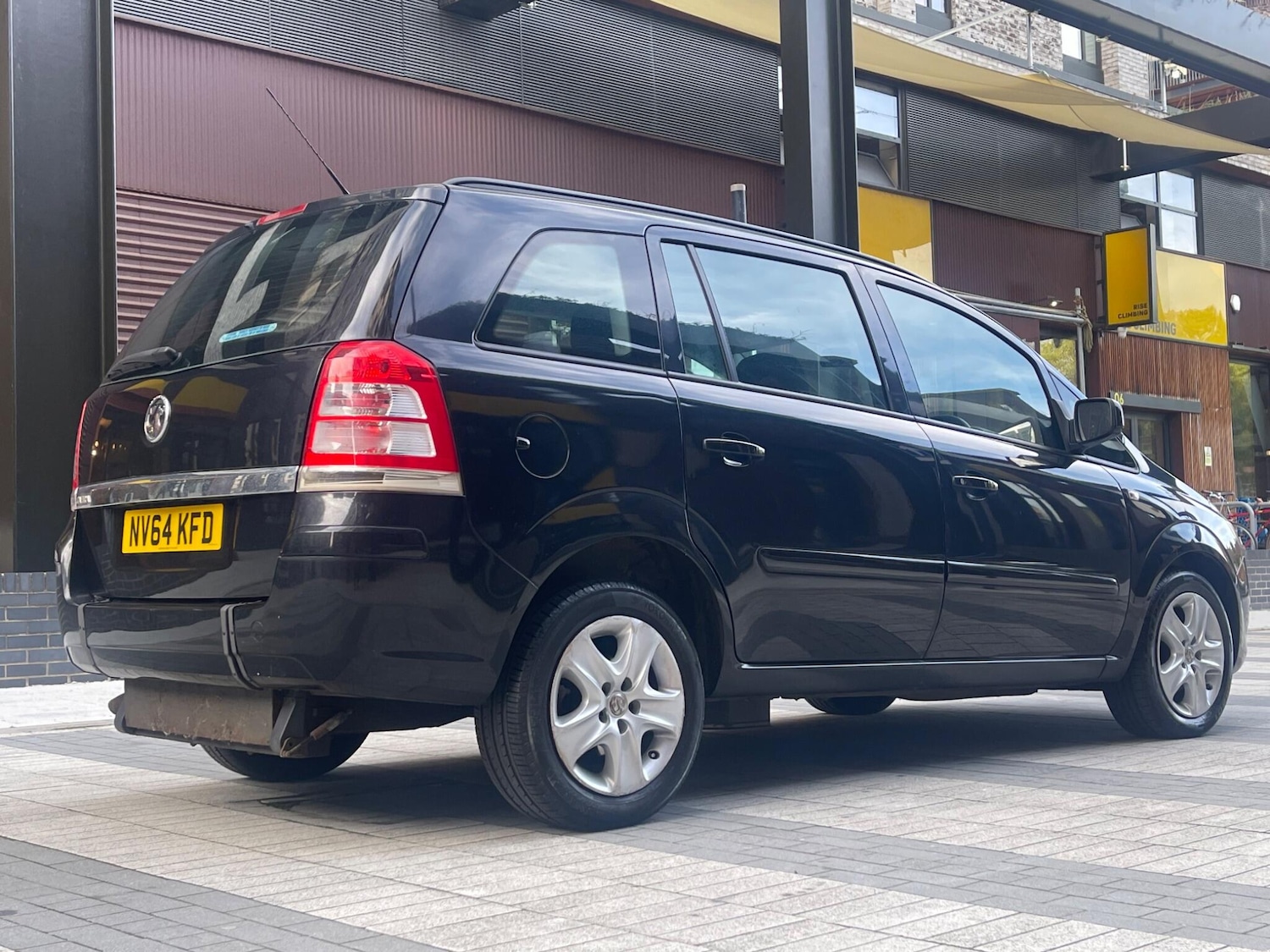 Used Vauxhall Zafira 2014 for sale - 77215241: Photo 15