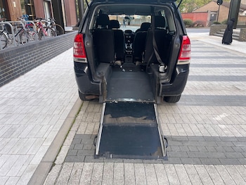 Vauxhall Zafira feature image